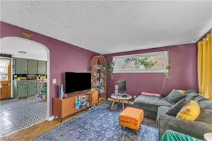 2803 11th St SW, Canton, OH 44710 - Photo 2