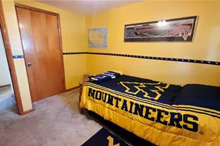 162 Orange Dr, Williamstown, WV 26187 - Photo 18