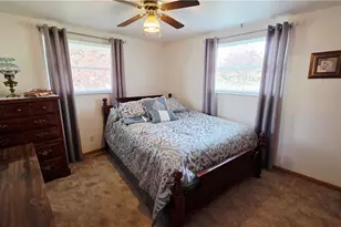 162 Orange Dr, Williamstown, WV 26187 - Photo 14
