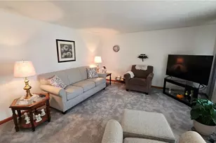 162 Orange Dr, Williamstown, WV 26187 - Photo 10