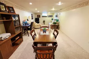 162 Orange Dr, Williamstown, WV 26187 - Photo 20