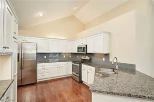1915 Woods Dr, Streetsboro, OH 44241 - Photo 4