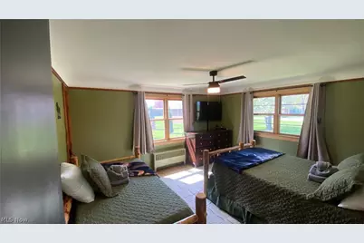 1104 Lake Road, Conneaut, OH 44030 - Photo 26