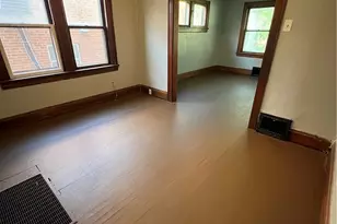 1742 Ford Ave, Akron, OH 44305 - Photo 4