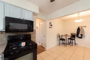1640 Wiltshire Rd, Akron, OH 44313 - Photo 10