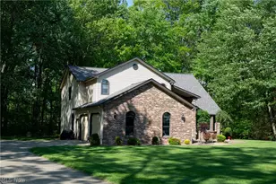 4505 Quaker Ct, Canfield, OH 44406 - Photo 2