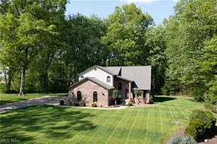 4505 Quaker Ct, Canfield, OH 44406 - Photo 8