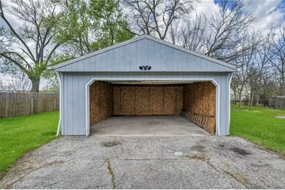 5234 Henry Street, Maple Heights, OH 44137 - Photo 46