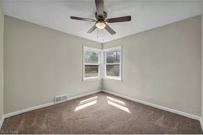 5234 Henry Street, Maple Heights, OH 44137 - Photo 16