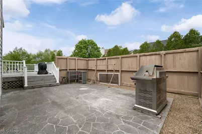 668 Oakcrest Drive, Wadsworth, OH 44281 - Photo 28