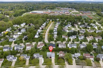 668 Oakcrest Drive, Wadsworth, OH 44281 - Photo 2