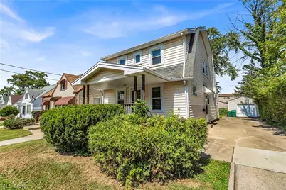 19409 Raymond Street, Maple Heights, OH 44137 - Photo 2