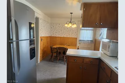 460 Whipple Avenue, Campbell, OH 44405 - Photo 8