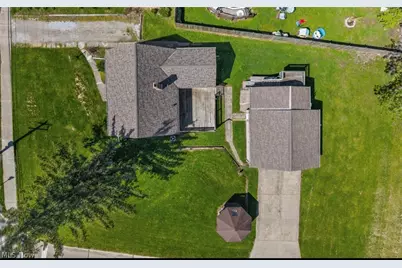 602 Cedarbrook Drive, Painesville, OH 44077 - Photo 2