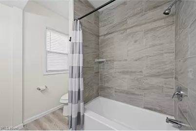 366 Oberlin Avenue, Lorain, OH 44052 - Photo 20