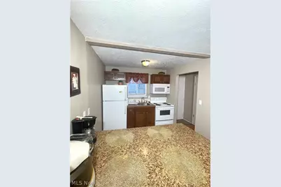 29902 Euclid Avenue, Wickliffe, OH 44092 - Photo 6
