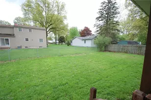 4155 Claridge Dr, Austintown, OH 44511 - Photo 2