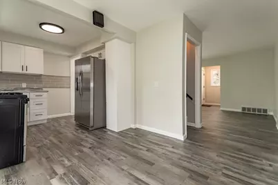 434 E 272nd Street, Euclid, OH 44132 - Photo 10