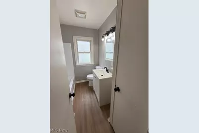 1054 Merton Avenue, Akron, OH 44306 - Photo 12