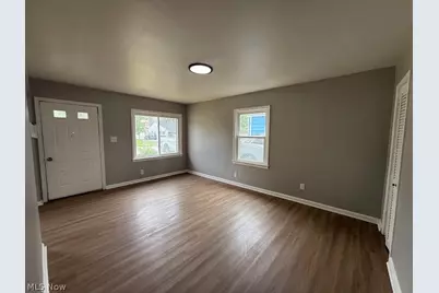 1054 Merton Avenue, Akron, OH 44306 - Photo 10