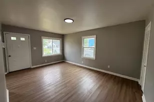 1054 Merton Ave, Akron, OH 44306 - Photo 10
