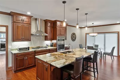 8622 Hunters Ridge Run, Wadsworth, OH 44281 - Photo 16
