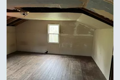 686 Township Road 223, Richmond, OH 43944 - Photo 8