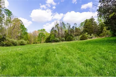 9651 Reno Lane, Hillsboro, OH 45133 - Photo 8