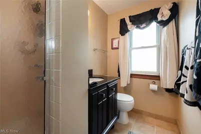 5042 N Barton Road, Lyndhurst, OH 44124 - Photo 30