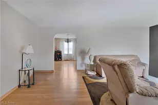 56 Rockdale Ave, Boardman, OH 44512 - Photo 6
