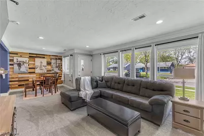 6355 Dellrose Drive, Parma Heights, OH 44130 - Photo 6