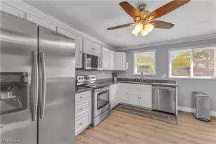 6355 Dellrose Dr, Parma Heights, OH 44130 - Photo 10