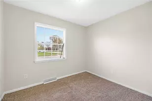 2456 Jackson St, Lorain, OH 44052 - Photo 14