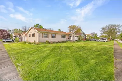 2456 Jackson Street, Lorain, OH 44052 - Photo 24