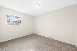2456 Jackson St, Lorain, OH 44052 - Photo 18