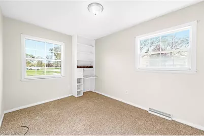 2456 Jackson Street, Lorain, OH 44052 - Photo 16