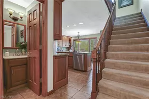 152 Woodridge Dr, Elyria, OH 44035 - Photo 20