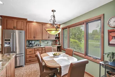 152 Woodridge Drive, Elyria, OH 44035 - Photo 14