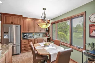 152 Woodridge Dr, Elyria, OH 44035 - Photo 14