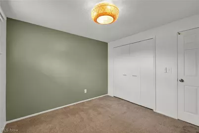 17024 Hunting Meadows Drive, Strongsville, OH 44136 - Photo 34