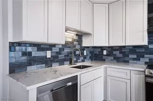 12520 Edgewater Dr, Oakwood, OH 44107 - Photo 20