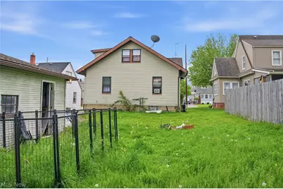 83 Como Street, Struthers, OH 44471 - Photo 4