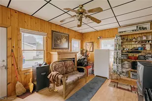464 Jefferson Ave, Barberton, OH 44203 - Photo 12