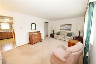 1352 Barone Dr Ext, Weirton, WV 26062 - Photo 4