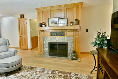3203 Morrow Drive, Cortland, OH 44410 - Photo 8