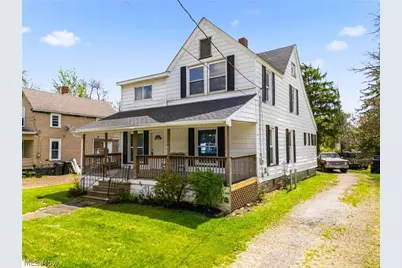 340 Lowell Street, Elyria, OH 44035 - Photo 2
