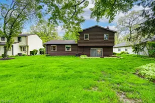 6100 Paisley Dr, North Olmsted, OH 44070 - Photo 24