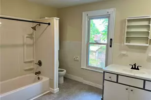1303 25th St, Parkersburg, WV 26101 - Photo 22