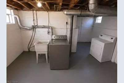 367 E 211th Street, Euclid, OH 44123 - Photo 20