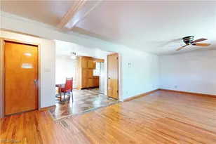 523 Juanita St, Steubenville, OH 43952 - Photo 8
